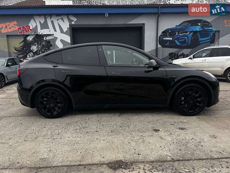 Внедорожник / Кроссовер Tesla Model Y 2021 в Житомире