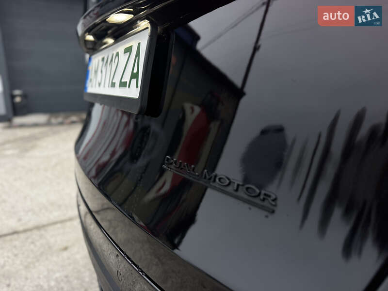 Внедорожник / Кроссовер Tesla Model Y 2021 в Житомире