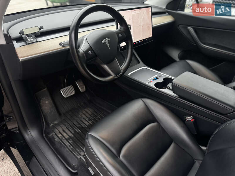 Внедорожник / Кроссовер Tesla Model Y 2021 в Житомире