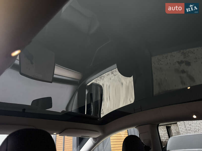 Внедорожник / Кроссовер Tesla Model Y 2021 в Житомире