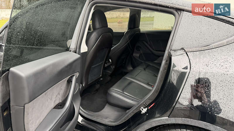 Внедорожник / Кроссовер Tesla Model Y 2020 в Луцке фото 24 Внедорожник / Кроссовер Tesla Model Y 2020 в Луцке