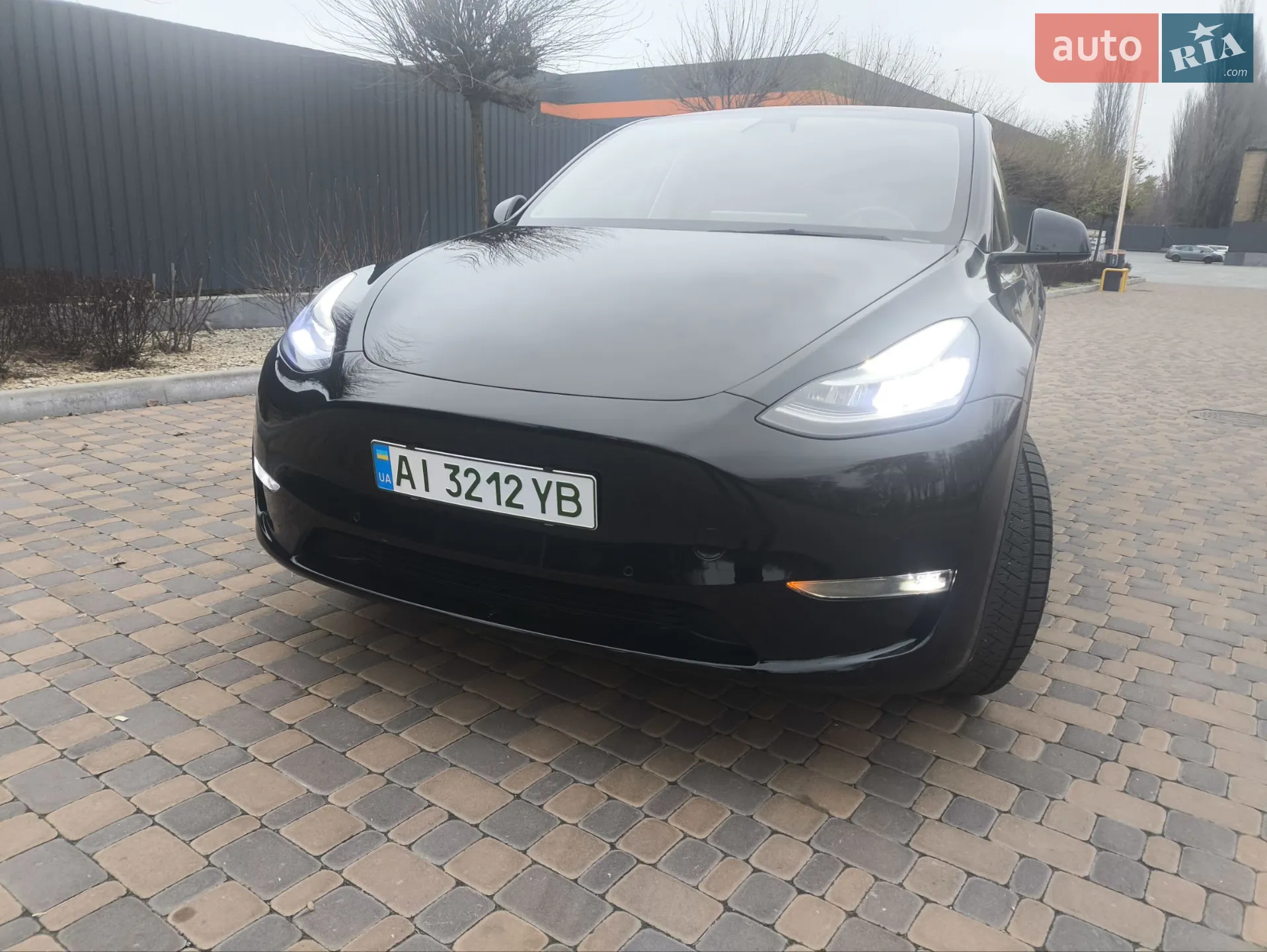 2021 Tesla Model Y - мініатюра 4
