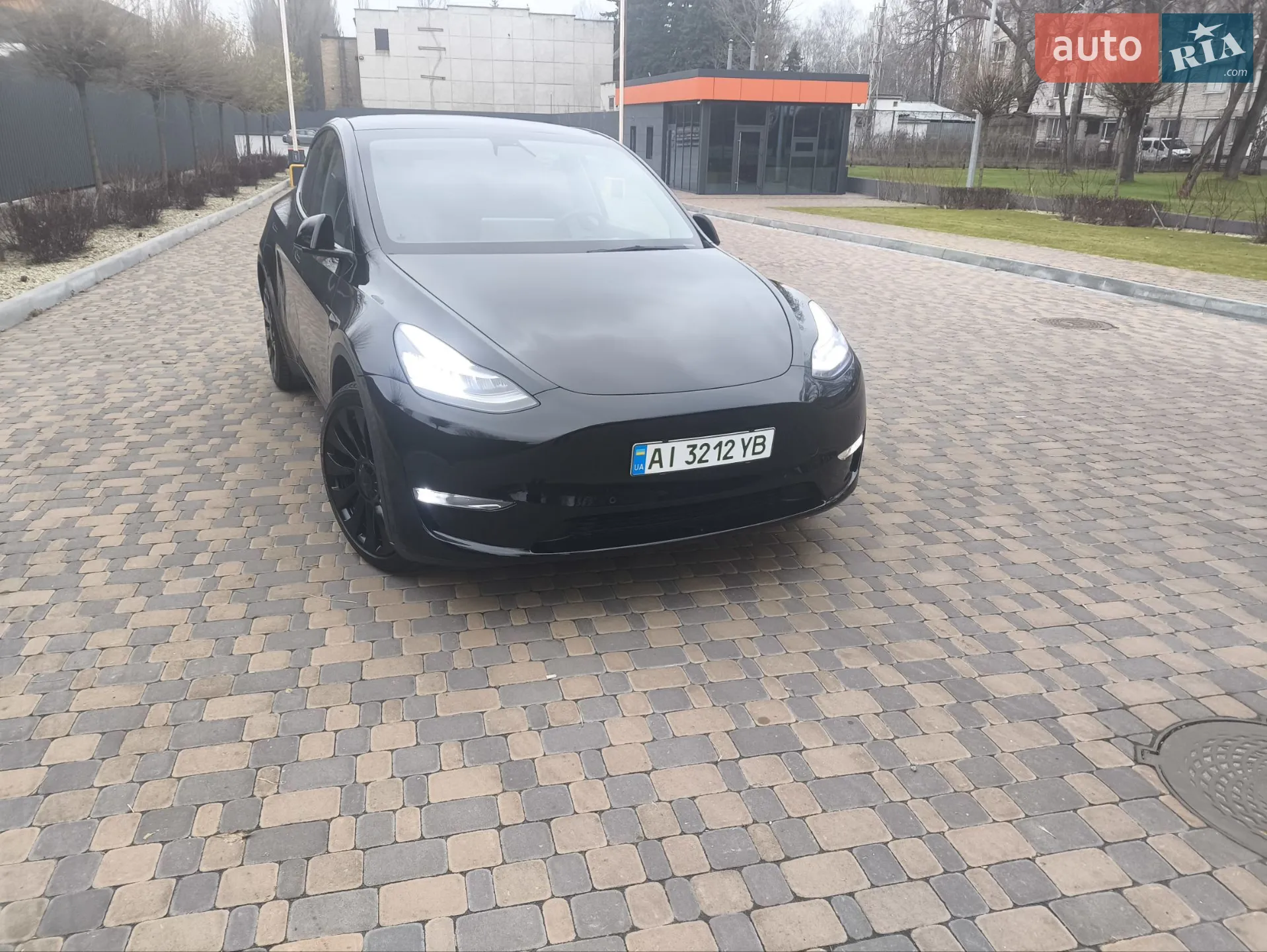 2021 Tesla Model Y - мініатюра 16