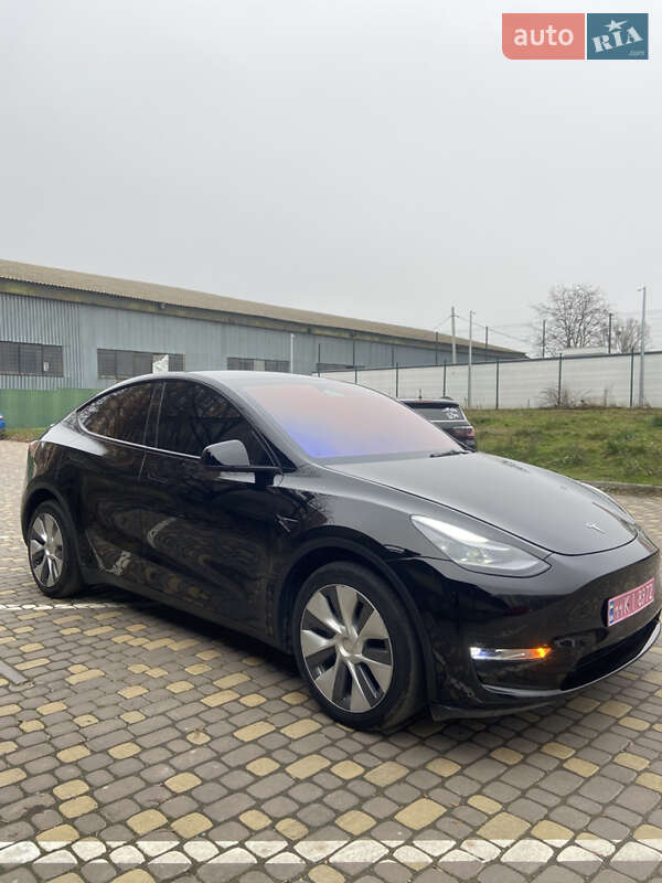 Внедорожник / Кроссовер Tesla Model Y 2023 в Виннице фото 2 Внедорожник / Кроссовер Tesla Model Y 2023 в Виннице