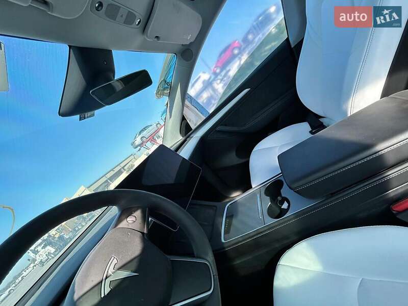 Внедорожник / Кроссовер Tesla Model Y 2024 в Луцке фото 18 Внедорожник / Кроссовер Tesla Model Y 2024 в Луцке