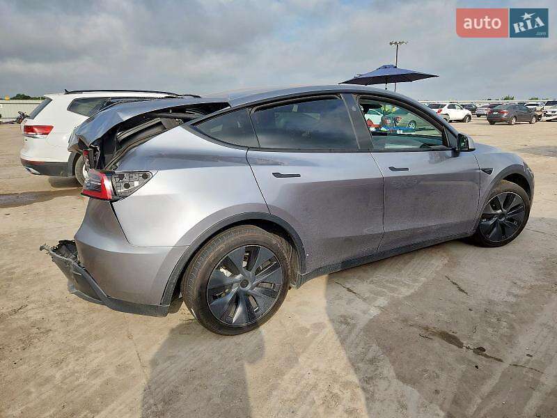 Внедорожник / Кроссовер Tesla Model Y 2024 в Луцке фото 4 Внедорожник / Кроссовер Tesla Model Y 2024 в Луцке