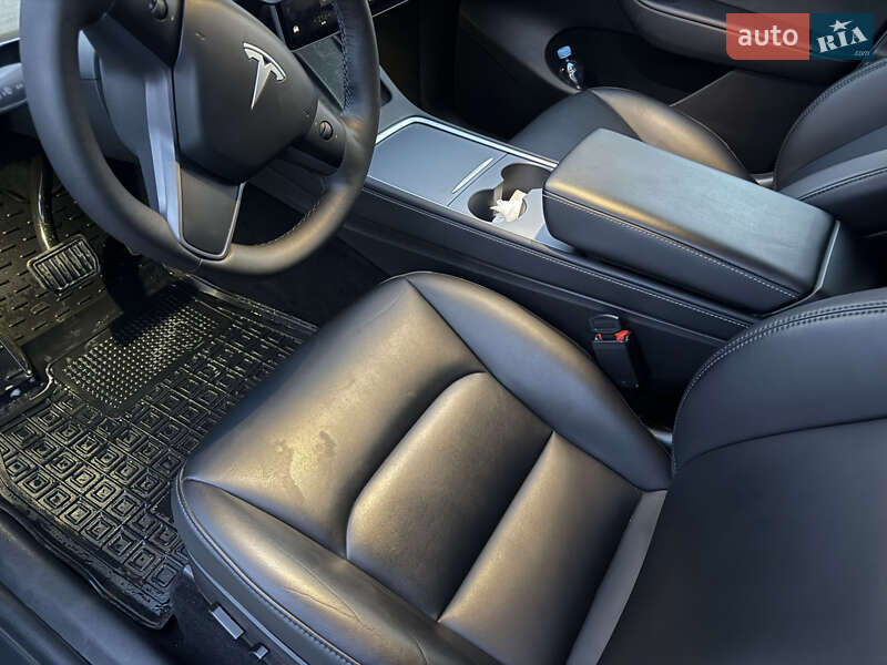 Внедорожник / Кроссовер Tesla Model Y 2023 в Снятине