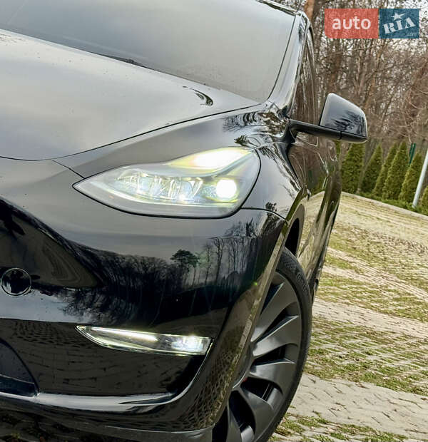 Внедорожник / Кроссовер Tesla Model Y 2023 в Харькове