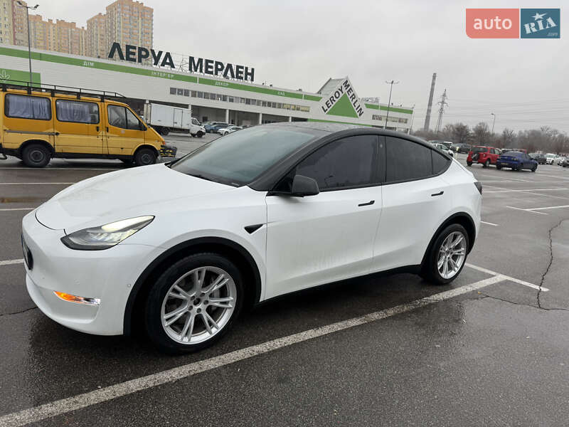 Внедорожник / Кроссовер Tesla Model Y 2021 в Киеве фото 8 Внедорожник / Кроссовер Tesla Model Y 2021 в Киеве