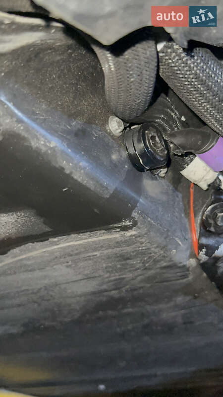 Внедорожник / Кроссовер Tesla Model Y 2025 в Самборе фото 11 Внедорожник / Кроссовер Tesla Model Y 2025 в Самборе