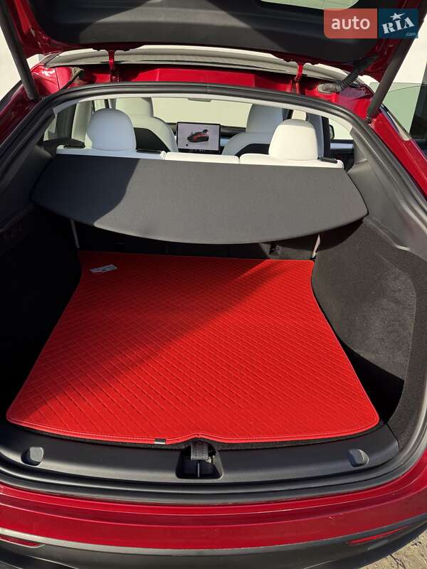 Внедорожник / Кроссовер Tesla Model Y 2024 в Львове фото 19 Внедорожник / Кроссовер Tesla Model Y 2024 в Львове