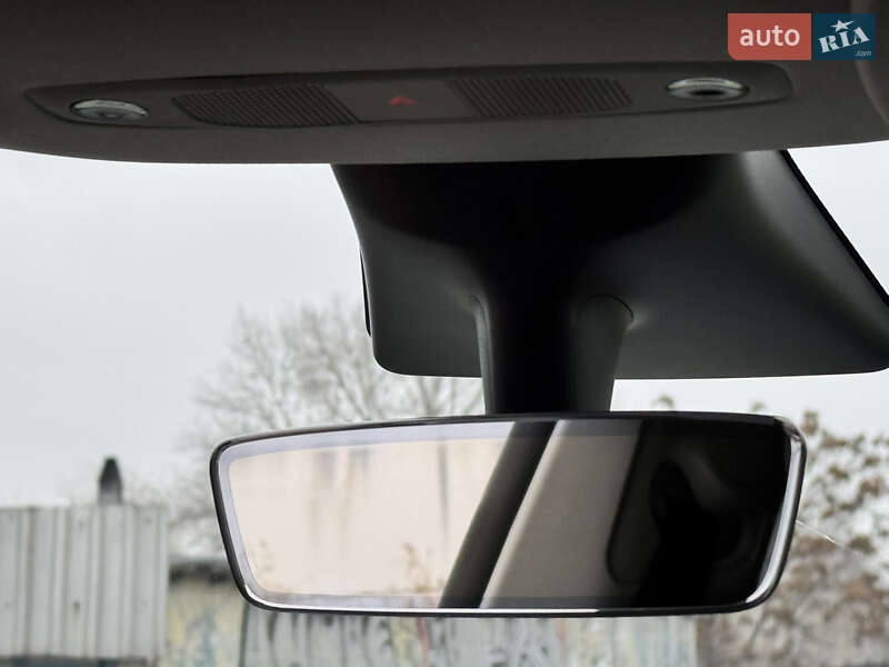 Внедорожник / Кроссовер Tesla Model Y 2020 в Днепре фото 18 Внедорожник / Кроссовер Tesla Model Y 2020 в Днепре