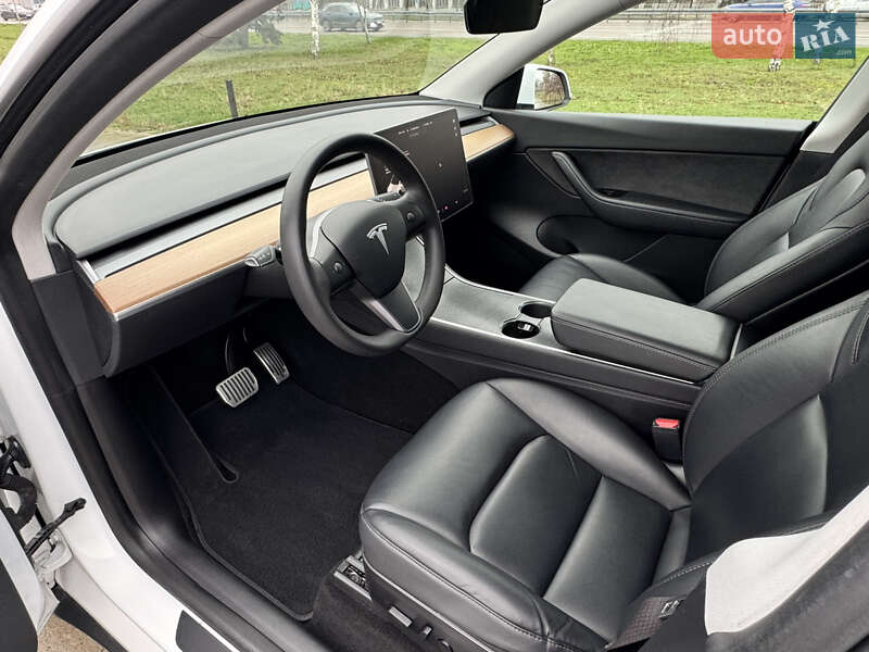 Внедорожник / Кроссовер Tesla Model Y 2020 в Днепре фото 32 Внедорожник / Кроссовер Tesla Model Y 2020 в Днепре