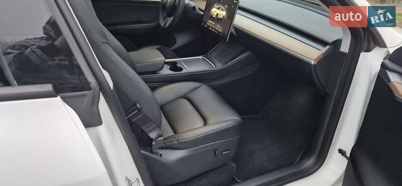 Внедорожник / Кроссовер Tesla Model Y 2022 в Кропивницком