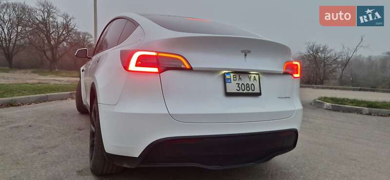 Внедорожник / Кроссовер Tesla Model Y 2022 в Кропивницком