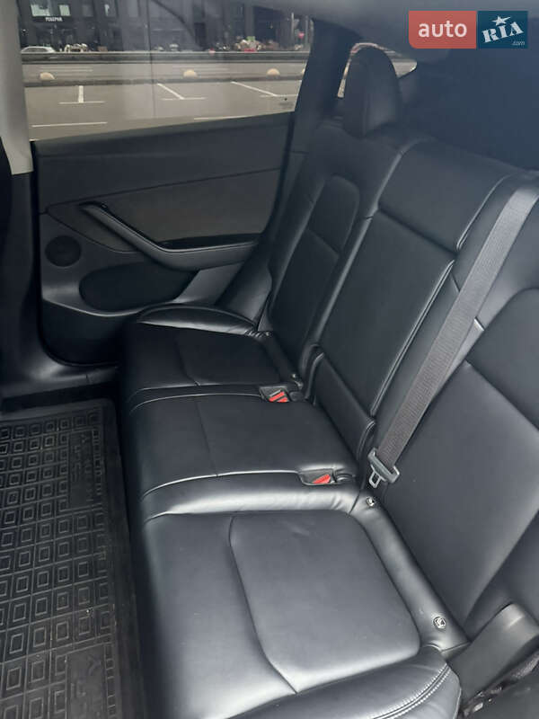 Внедорожник / Кроссовер Tesla Model Y 2022 в Киеве фото 9 Внедорожник / Кроссовер Tesla Model Y 2022 в Киеве