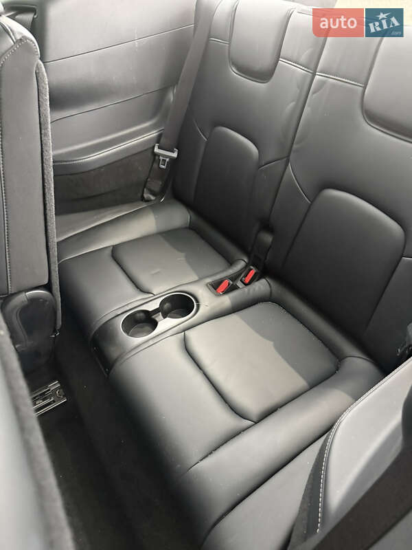 Внедорожник / Кроссовер Tesla Model Y 2021 в Киеве