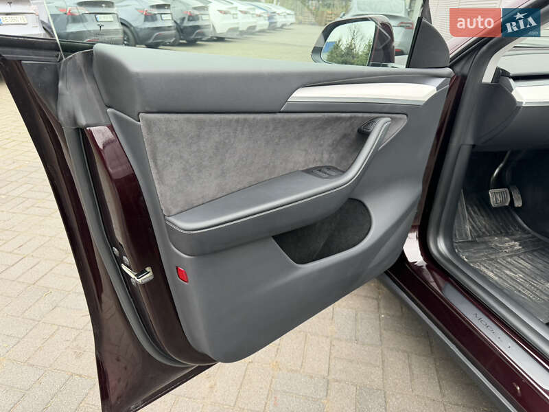 Внедорожник / Кроссовер Tesla Model Y 2023 в Днепре фото 20 Внедорожник / Кроссовер Tesla Model Y 2023 в Днепре