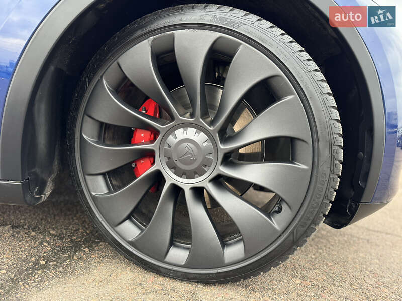 Внедорожник / Кроссовер Tesla Model Y 2023 в Киеве фото 28 Внедорожник / Кроссовер Tesla Model Y 2023 в Киеве