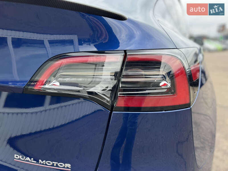 Внедорожник / Кроссовер Tesla Model Y 2023 в Киеве фото 33 Внедорожник / Кроссовер Tesla Model Y 2023 в Киеве