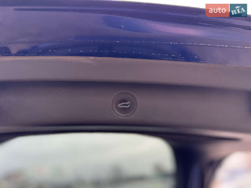 Внедорожник / Кроссовер Tesla Model Y 2023 в Киеве фото 51 Внедорожник / Кроссовер Tesla Model Y 2023 в Киеве