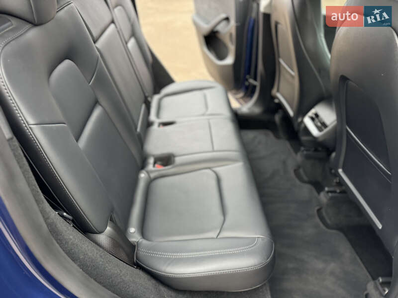 Внедорожник / Кроссовер Tesla Model Y 2023 в Киеве фото 59 Внедорожник / Кроссовер Tesla Model Y 2023 в Киеве