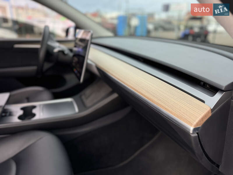 Внедорожник / Кроссовер Tesla Model Y 2023 в Киеве фото 67 Внедорожник / Кроссовер Tesla Model Y 2023 в Киеве