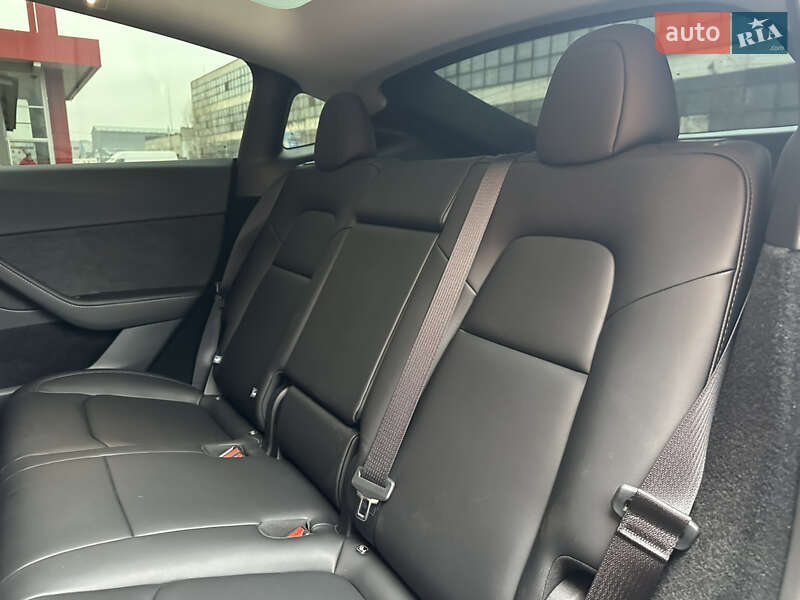 Внедорожник / Кроссовер Tesla Model Y 2024 в Киеве фото 32 Внедорожник / Кроссовер Tesla Model Y 2024 в Киеве