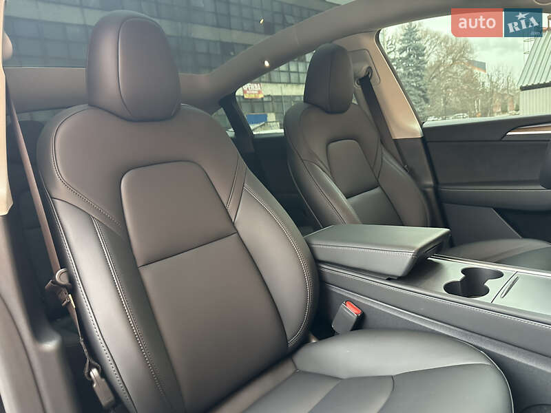 Внедорожник / Кроссовер Tesla Model Y 2024 в Киеве фото 41 Внедорожник / Кроссовер Tesla Model Y 2024 в Киеве