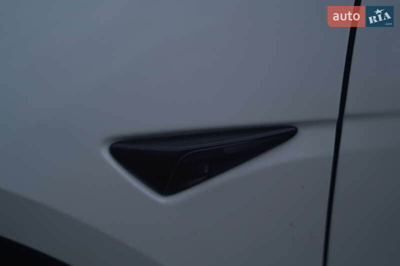 Внедорожник / Кроссовер Tesla Model Y 2021 в Хмельницком фото 34 Внедорожник / Кроссовер Tesla Model Y 2021 в Хмельницком