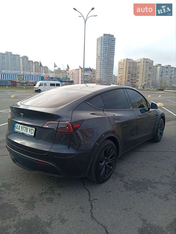 Внедорожник / Кроссовер Tesla Model Y 2025 в Киеве фото 22 Внедорожник / Кроссовер Tesla Model Y 2025 в Киеве