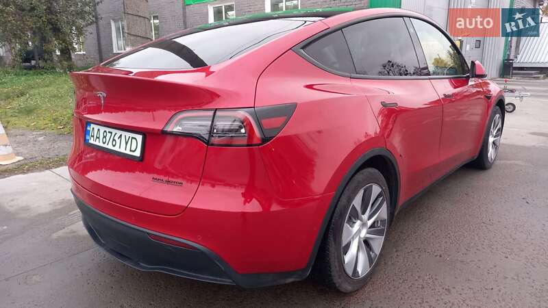 Внедорожник / Кроссовер Tesla Model Y 2021 в Киеве