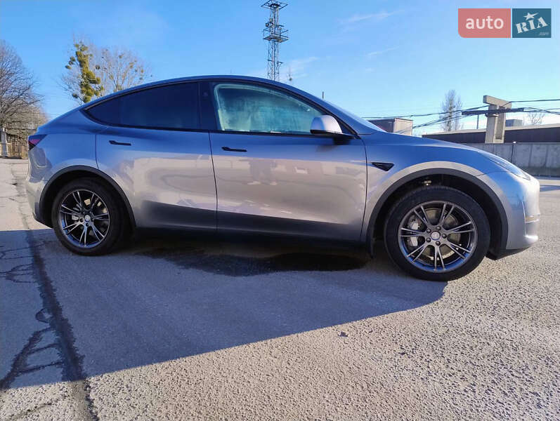Внедорожник / Кроссовер Tesla Model Y 2024 в Житомире фото 10 Внедорожник / Кроссовер Tesla Model Y 2024 в Житомире