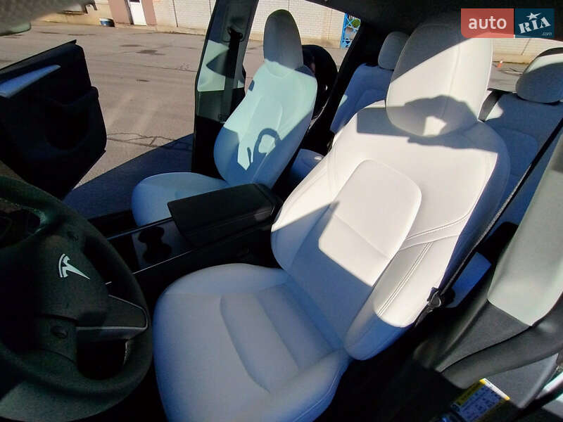 Внедорожник / Кроссовер Tesla Model Y 2024 в Житомире фото 29 Внедорожник / Кроссовер Tesla Model Y 2024 в Житомире