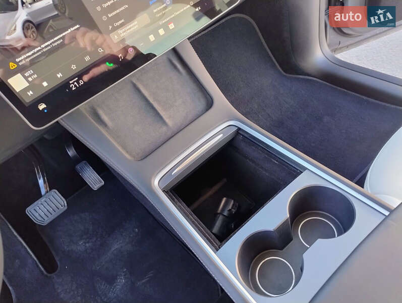 Внедорожник / Кроссовер Tesla Model Y 2024 в Житомире фото 30 Внедорожник / Кроссовер Tesla Model Y 2024 в Житомире