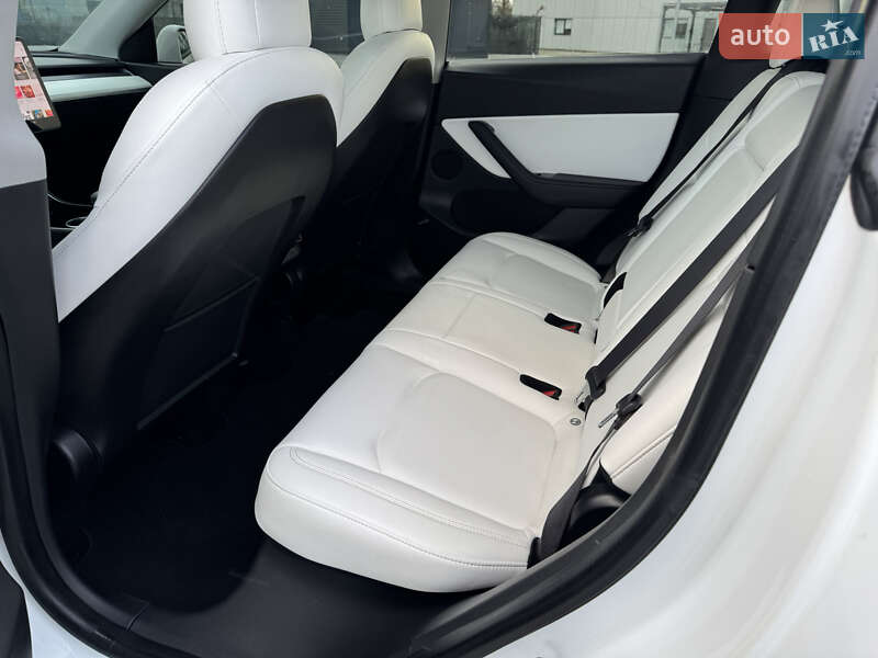 Внедорожник / Кроссовер Tesla Model Y 2021 в Харькове