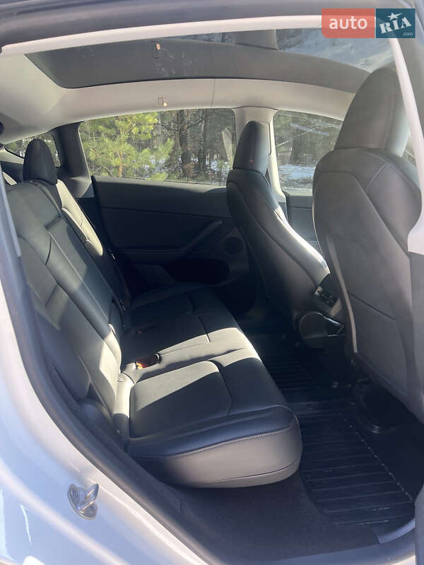 Внедорожник / Кроссовер Tesla Model Y 2023 в Хмельнике фото 7 Внедорожник / Кроссовер Tesla Model Y 2023 в Хмельнике
