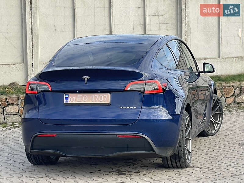 Внедорожник / Кроссовер Tesla Model Y 2022 в Сарнах