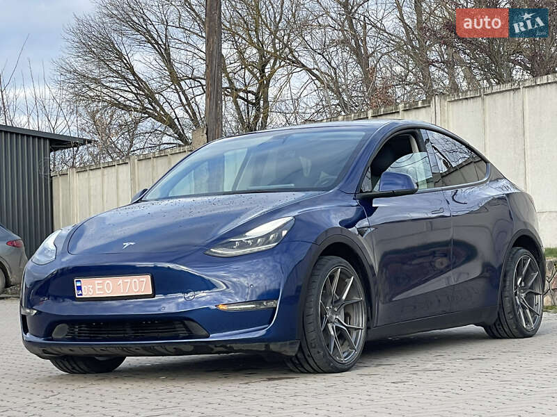 Внедорожник / Кроссовер Tesla Model Y 2022 в Сарнах