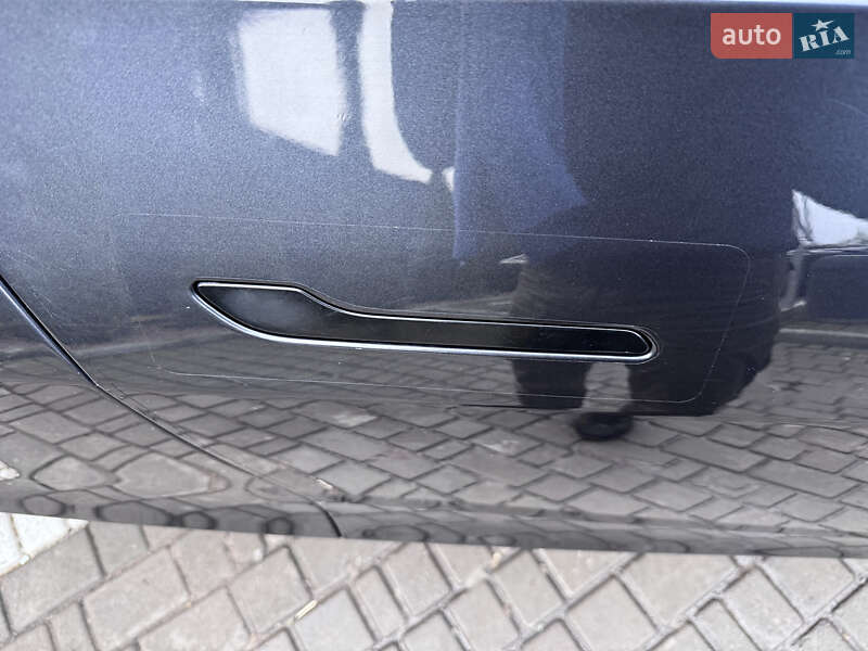 Позашляховик / Кросовер Tesla Model Y 2024 в Звягелі фото 10 Позашляховик / Кросовер Tesla Model Y 2024 в Звягелі