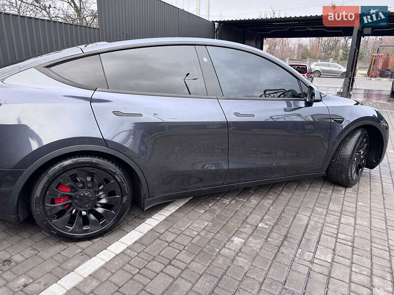 Позашляховик / Кросовер Tesla Model Y 2024 в Звягелі фото 14 Позашляховик / Кросовер Tesla Model Y 2024 в Звягелі