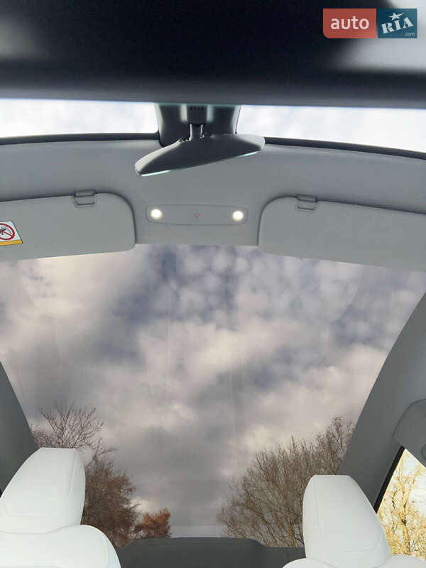 Внедорожник / Кроссовер Tesla Model Y 2025 в Ровно фото 42 Внедорожник / Кроссовер Tesla Model Y 2025 в Ровно