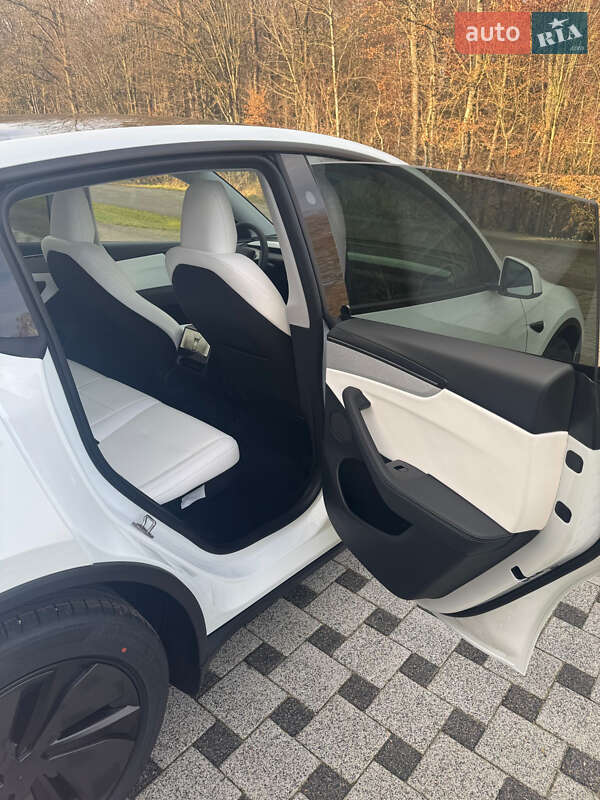 Внедорожник / Кроссовер Tesla Model Y 2025 в Ровно фото 38 Внедорожник / Кроссовер Tesla Model Y 2025 в Ровно