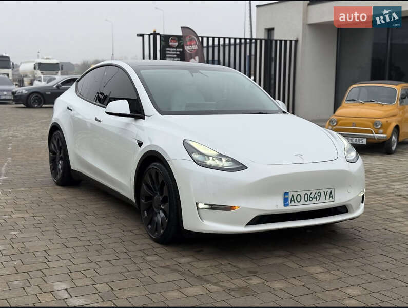 Внедорожник / Кроссовер Tesla Model Y 2021 в Ужгороде фото 12 Внедорожник / Кроссовер Tesla Model Y 2021 в Ужгороде