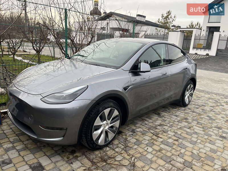 Внедорожник / Кроссовер Tesla Model Y 2024 в Ровно фото 2 Внедорожник / Кроссовер Tesla Model Y 2024 в Ровно