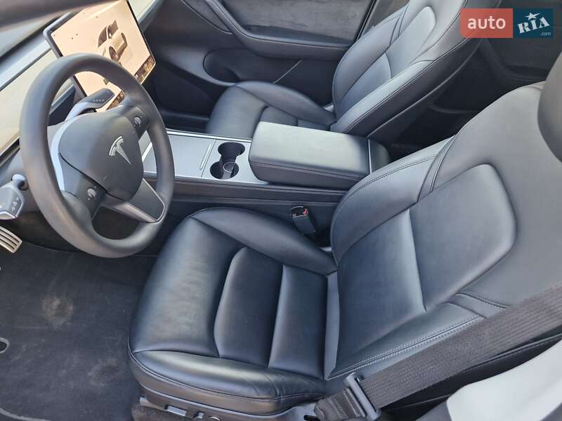 Внедорожник / Кроссовер Tesla Model Y 2022 в Тростянце