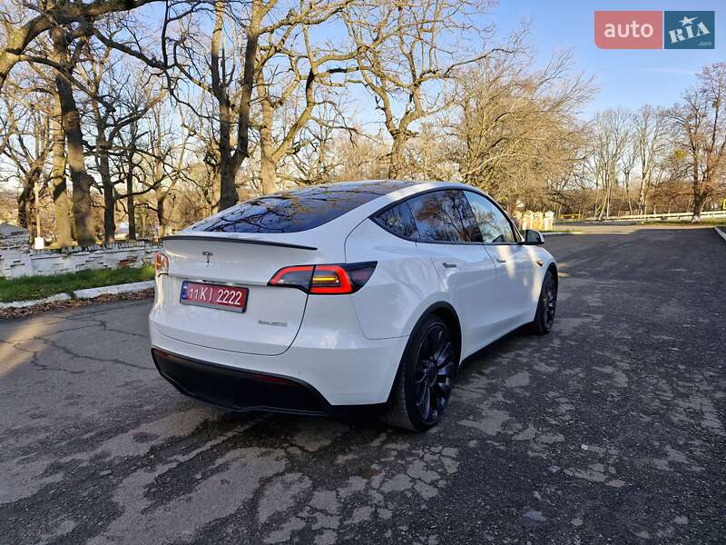 Внедорожник / Кроссовер Tesla Model Y 2022 в Тростянце