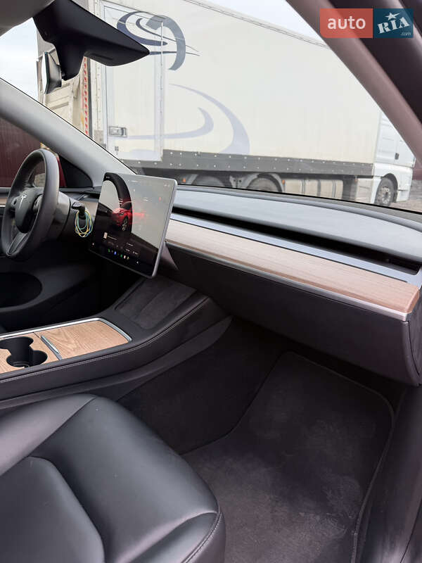 Внедорожник / Кроссовер Tesla Model Y 2022 в Ильинцах фото 10 Внедорожник / Кроссовер Tesla Model Y 2022 в Ильинцах