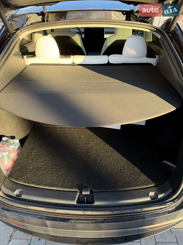 Внедорожник / Кроссовер Tesla Model Y 2024 в Киеве фото 5 Внедорожник / Кроссовер Tesla Model Y 2024 в Киеве