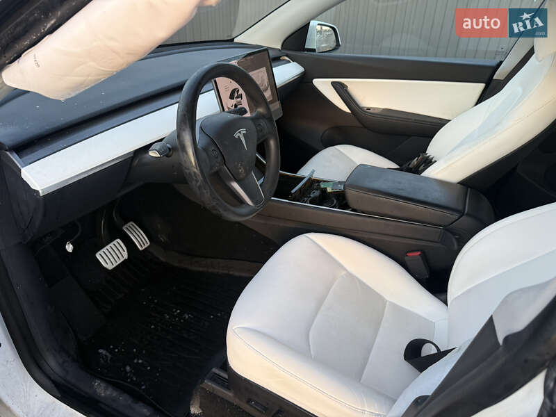 Внедорожник / Кроссовер Tesla Model Y 2020 в Ивано-Франковске фото 11 Внедорожник / Кроссовер Tesla Model Y 2020 в Ивано-Франковске